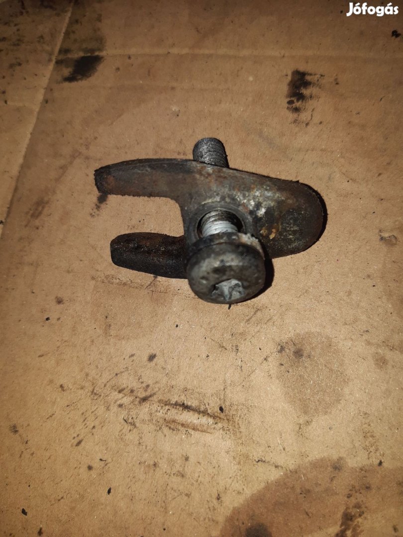 Renault Scenic II Porlasztó Leszorító