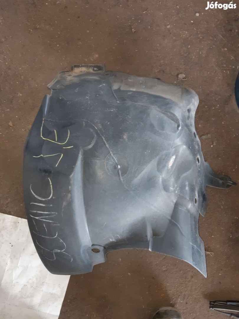 Renault Scenic Jobb Első Dobbetét