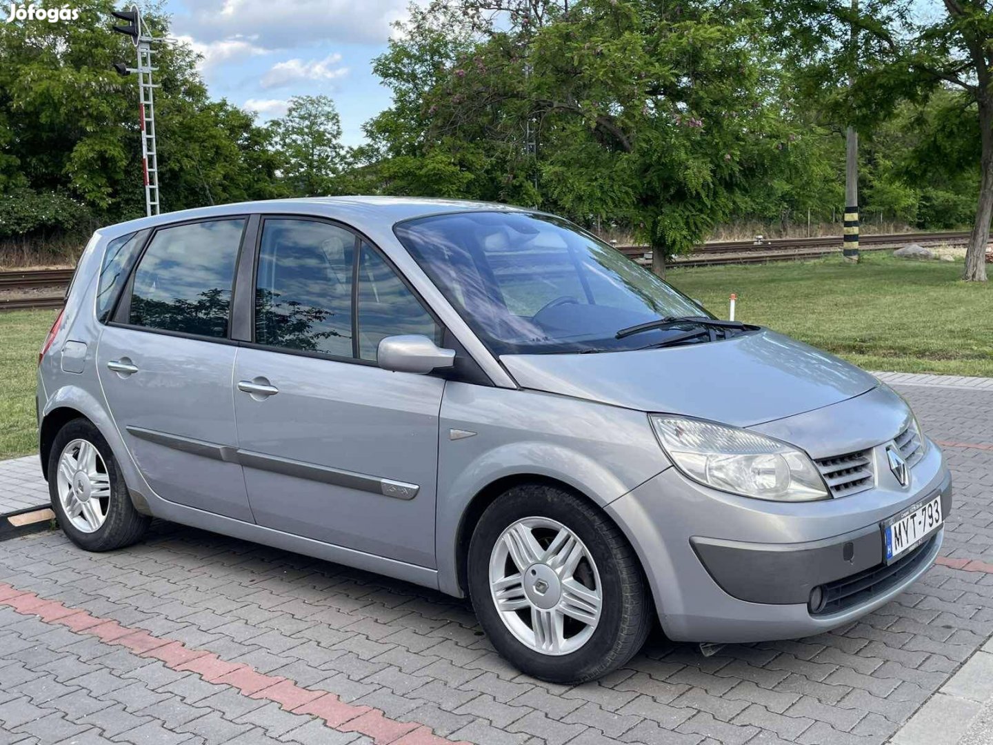 Renault Scenic Scénic 1.6 Authentique Plus Fris...