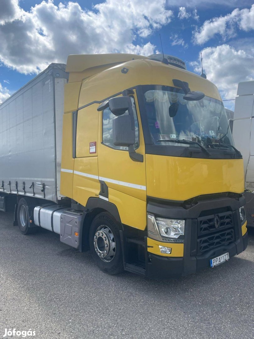 Renault T480 nyergesvontató