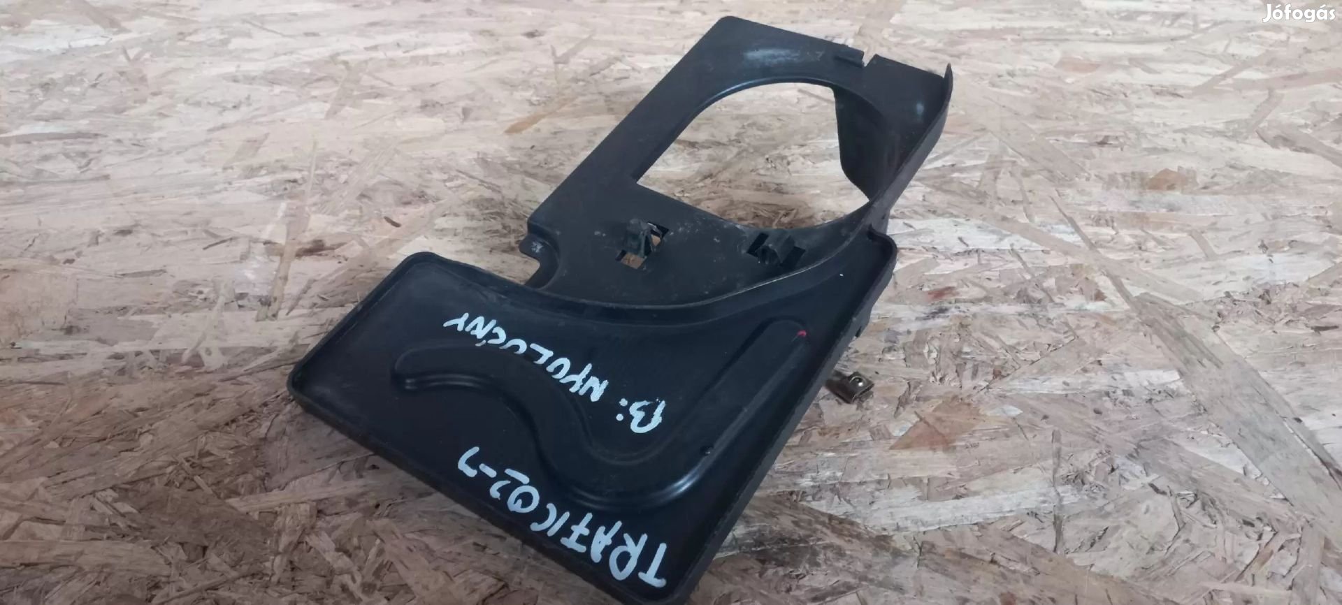 Renault TRAFIC 01-től Bal első negyed levegőcső cső tartó