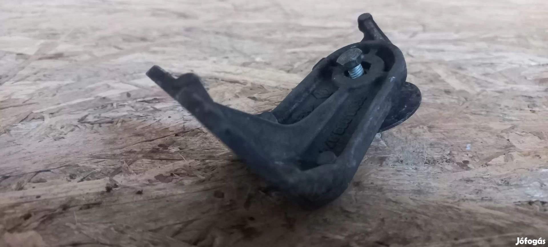 Renault TRAFIC 01-től Hűtővíz előmelegítő tartó bak konzol