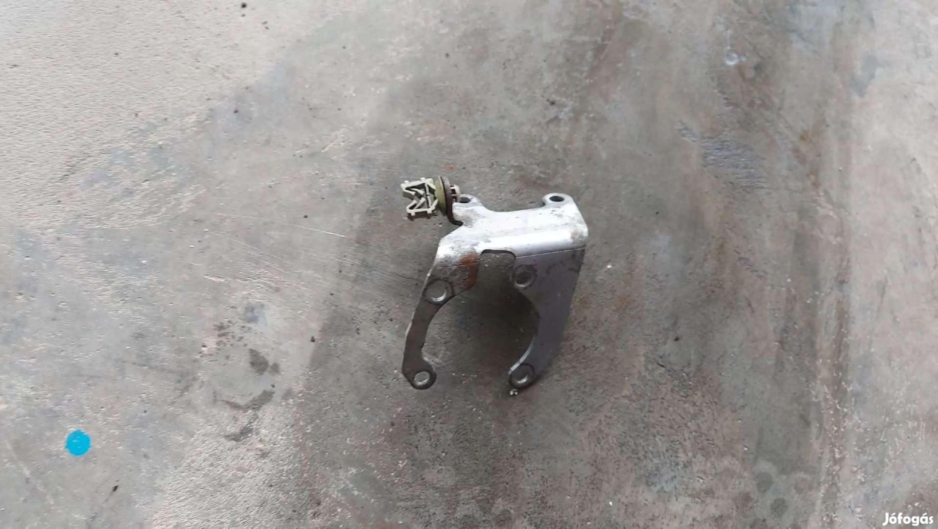 Renault TRAFIC Opel VIVARO 06- 2.0 Fojtószelep tartó konzol