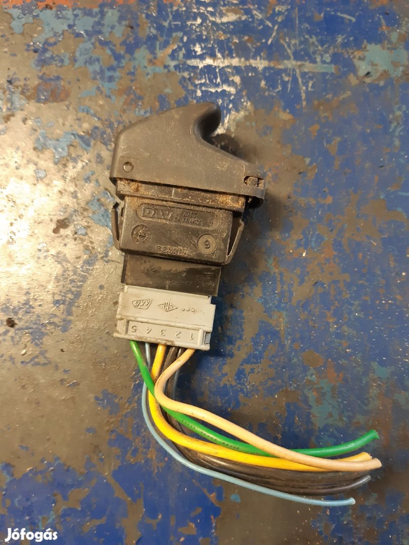 Renault Thalia 2 Bal Első Ablakemelő Kapcsoló