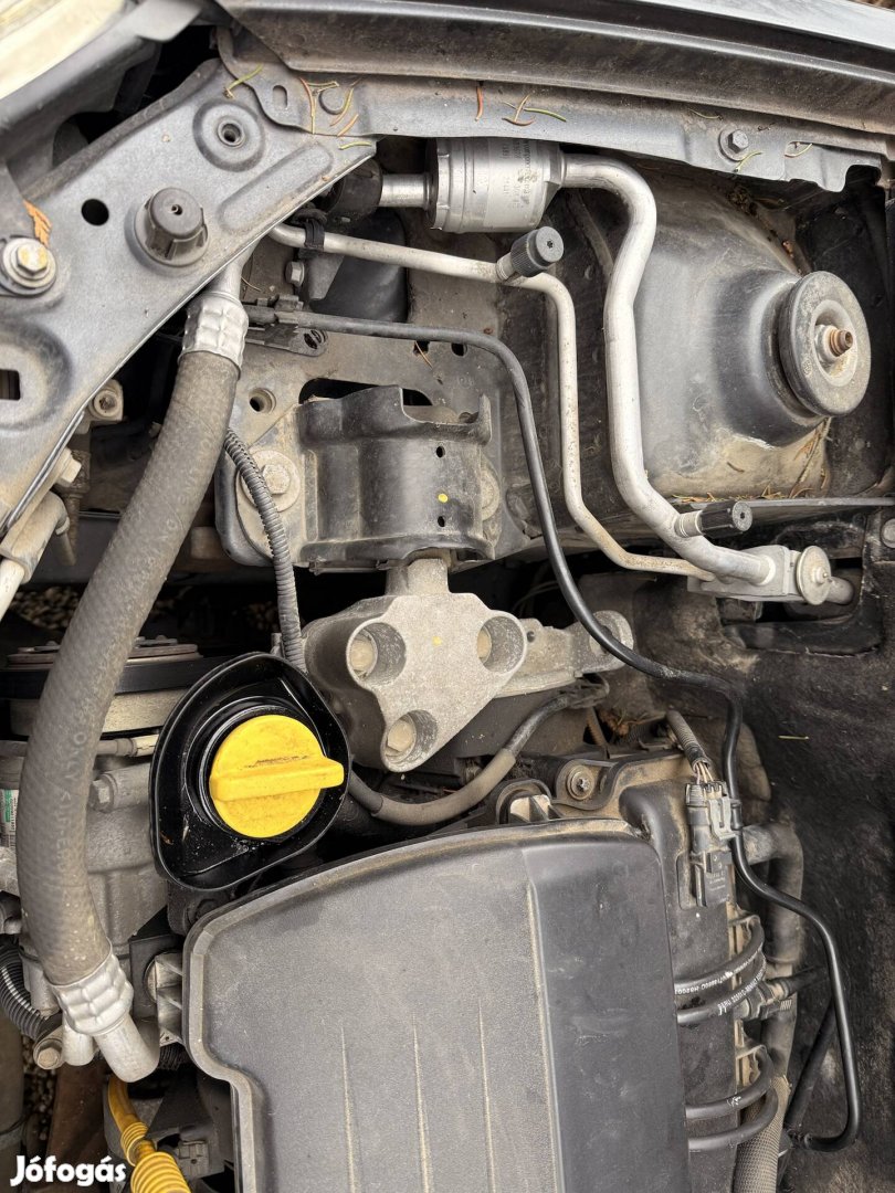 Renault Thalia I 1.2 16 V klímacső 