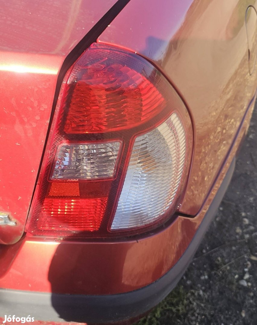 Renault Thalia hátsó lámpa 8000 