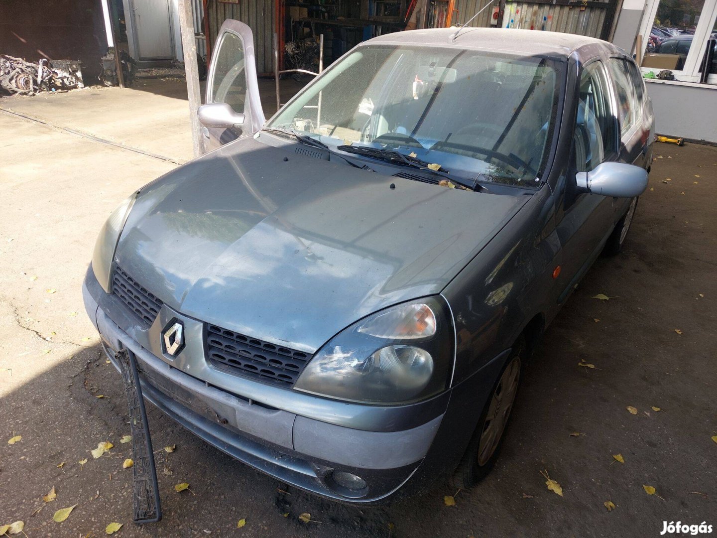 Renault Thalia karosszéria elemei