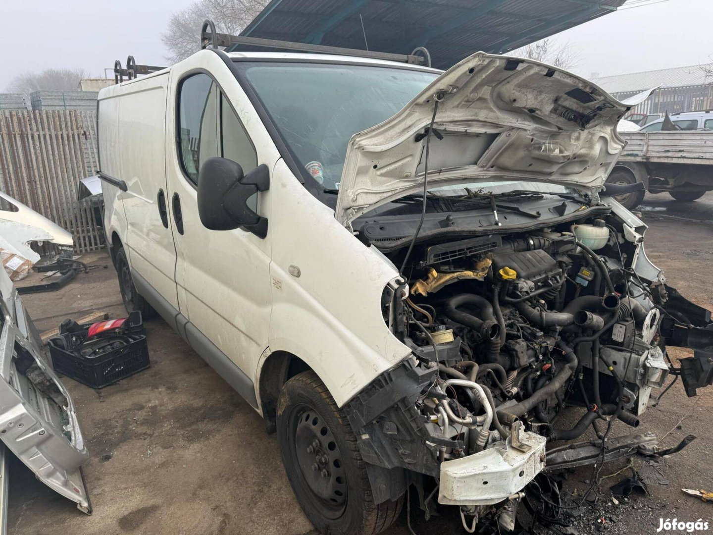 Renault Trafic 2.0 -M9RA6- bontott alkatrészek