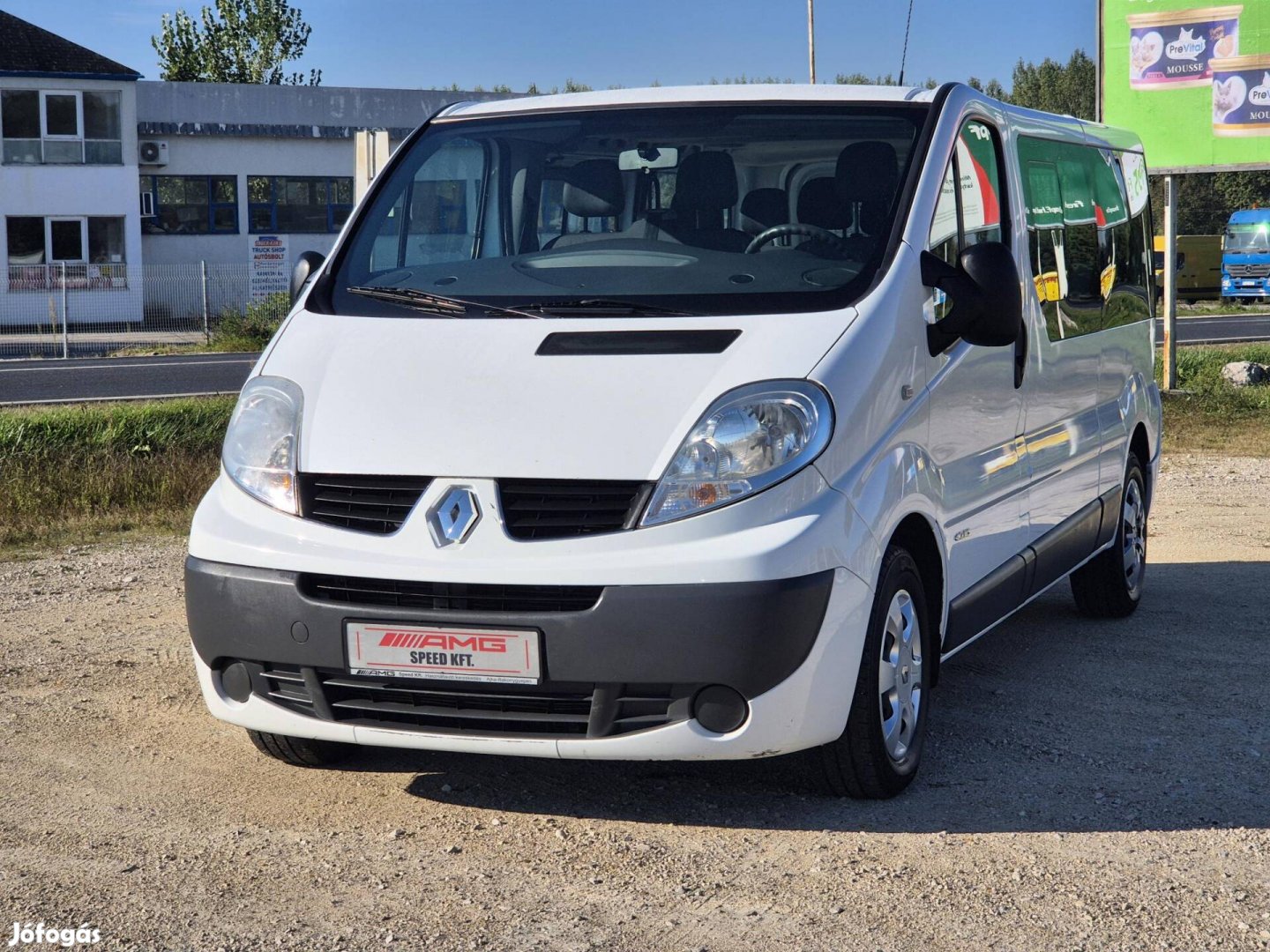 Renault Trafic 2.0 dCi L2H1P2 Passenger
