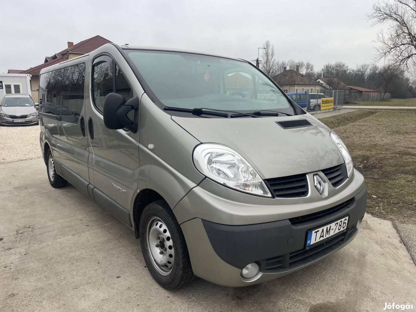 Renault Trafic 2.0 dCi L2H1P2 Passenger // Hoss...