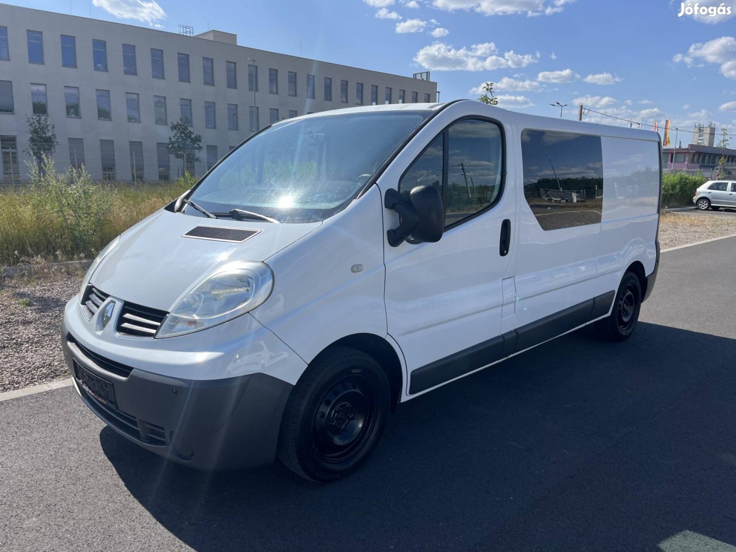 Renault Trafic 2.0 dCi L2H1 Business végig veze...