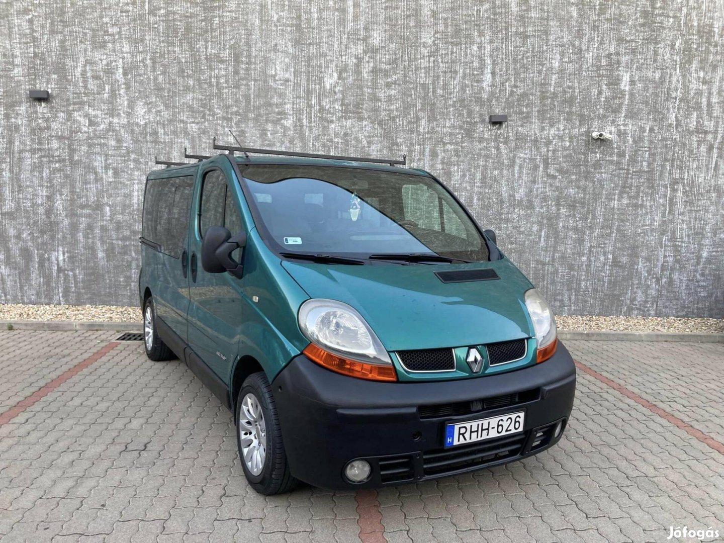 Renault Trafic 2.5 dCi L1H1