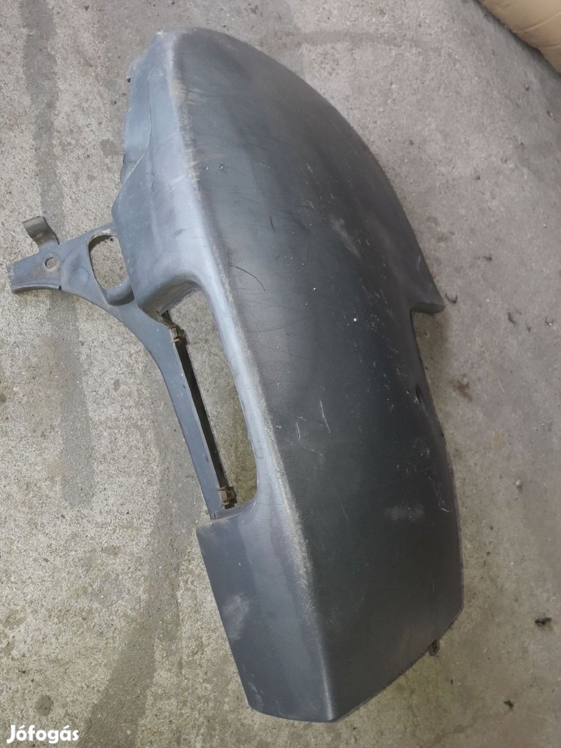 Renault Trafic Bal Hátsó Lökhárító Elem