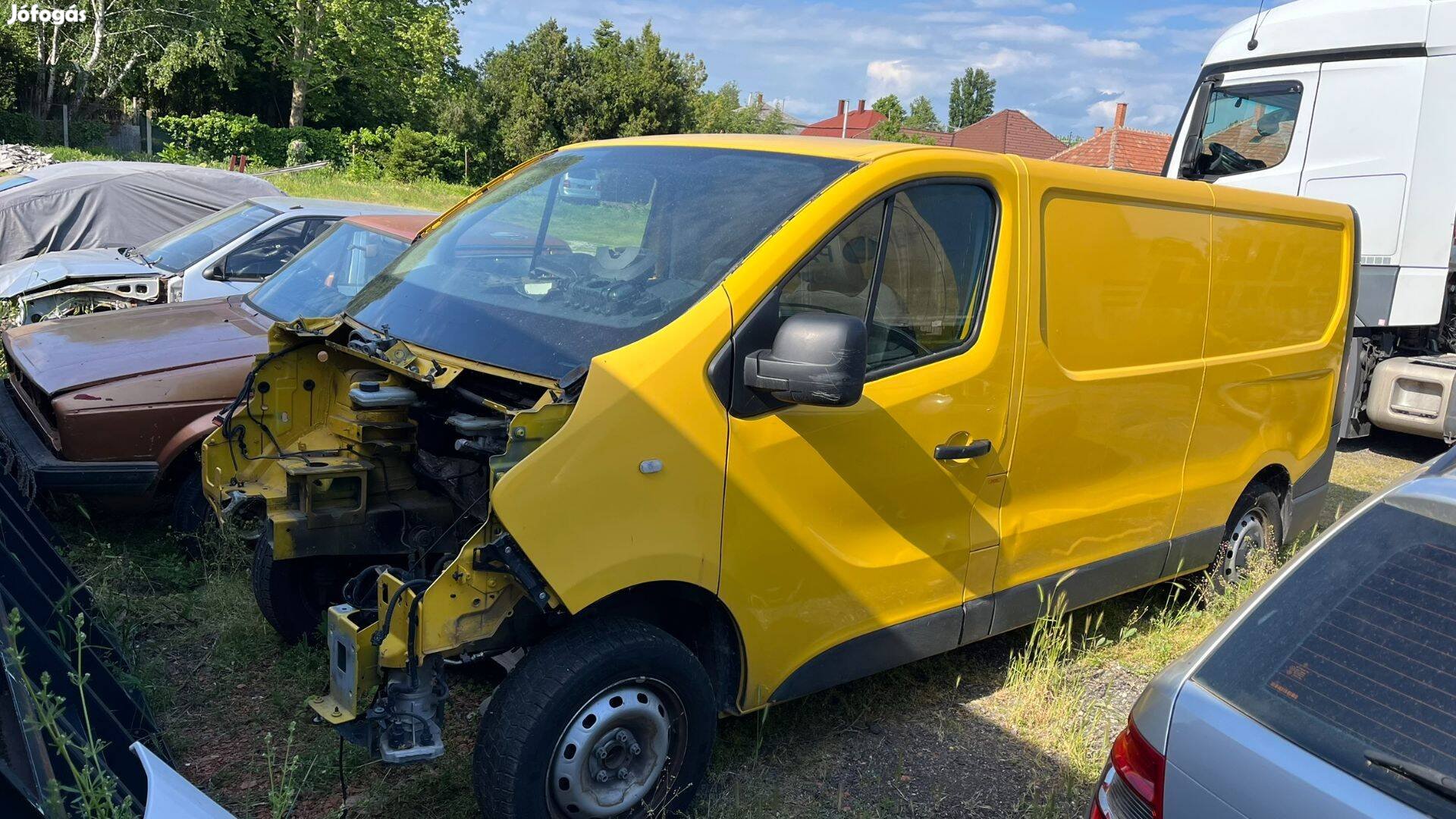 Renault Trafic III bontott alkatrészek