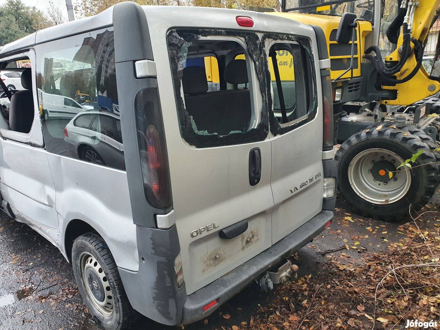 Renault Trafic Opel Vívaro Nissan primastar gyári vonóhorog eladó