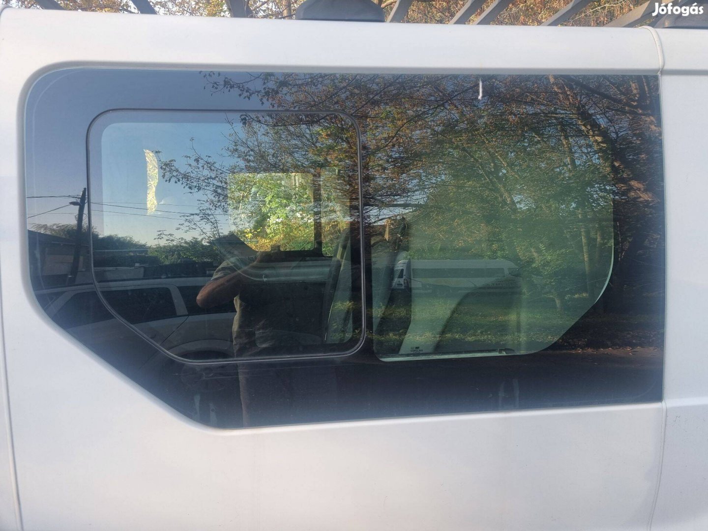 Renault Trafic Opel Vivaro Primastar nyitható és fix oldalüvegek