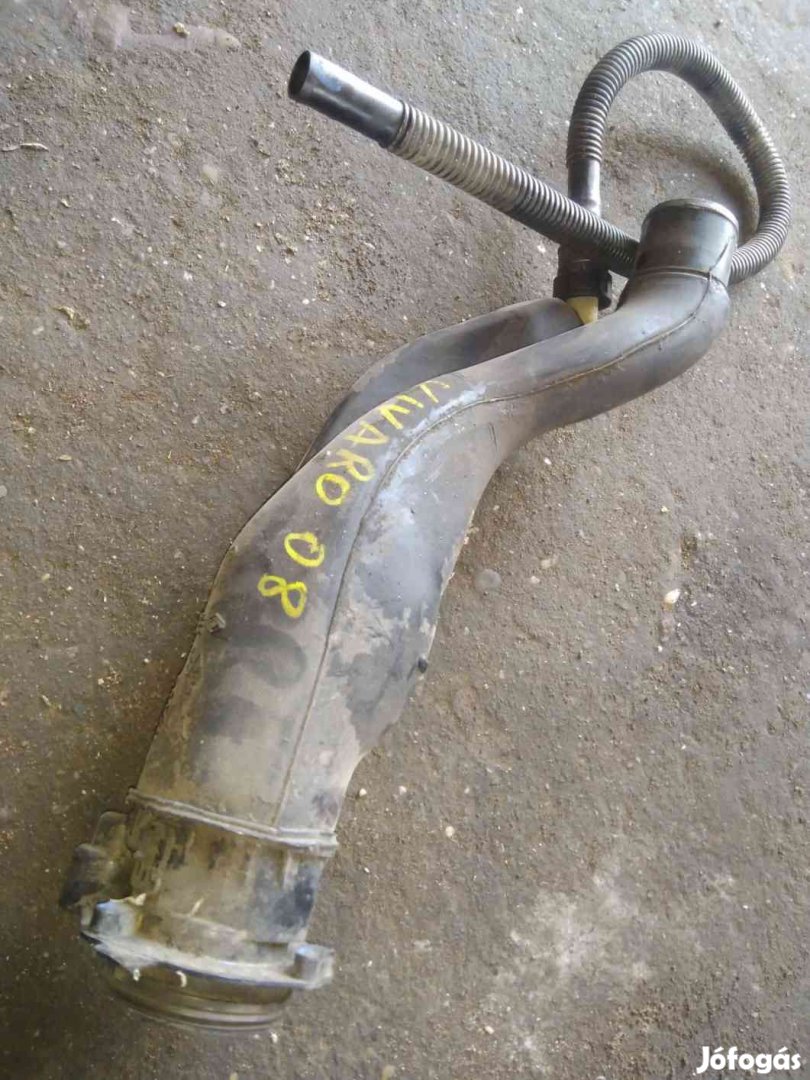 Renault Trafic Üzemanyag Betöltő Cső