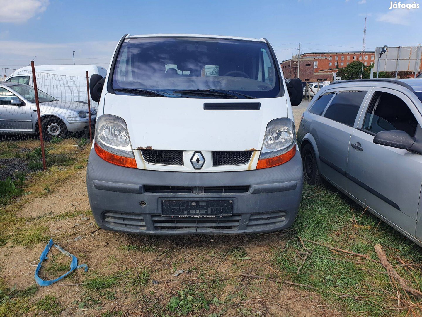 Renault Trafic hűtőrács