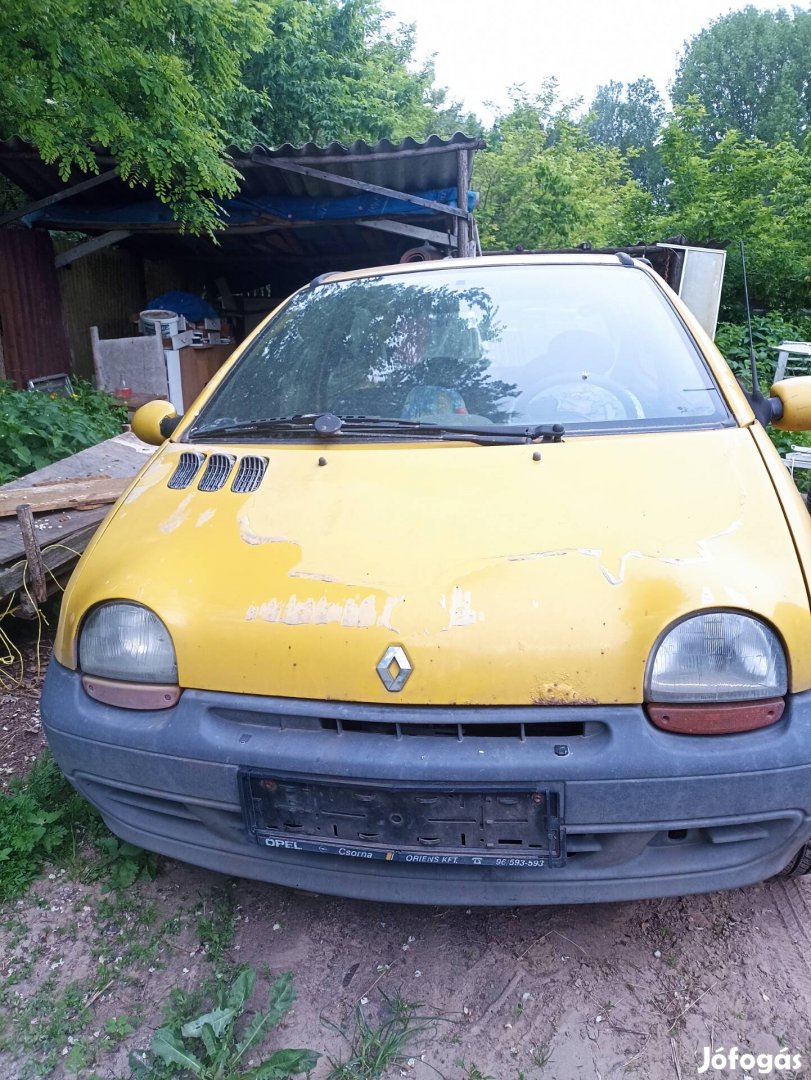 Renault Twingo 1.2 minden alkatrésze eladó.