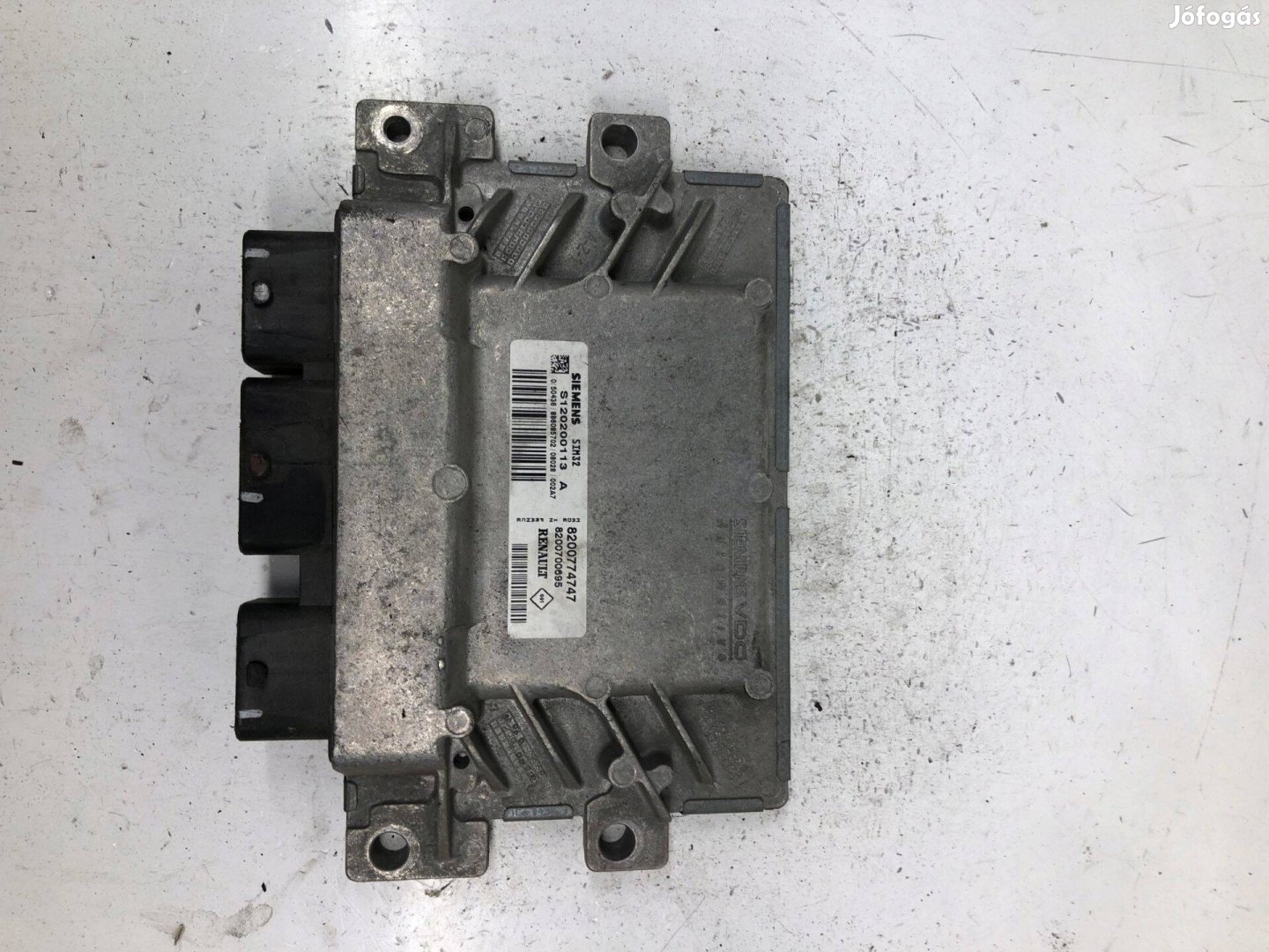 Renault Twingo ECU S120200113A 8200774747 8200700695