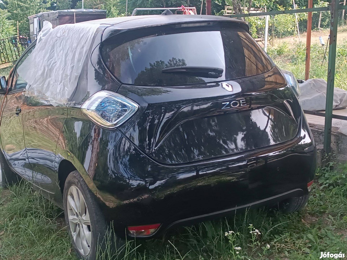 Renault Zoe 2013 alkatrészek ( fekete )