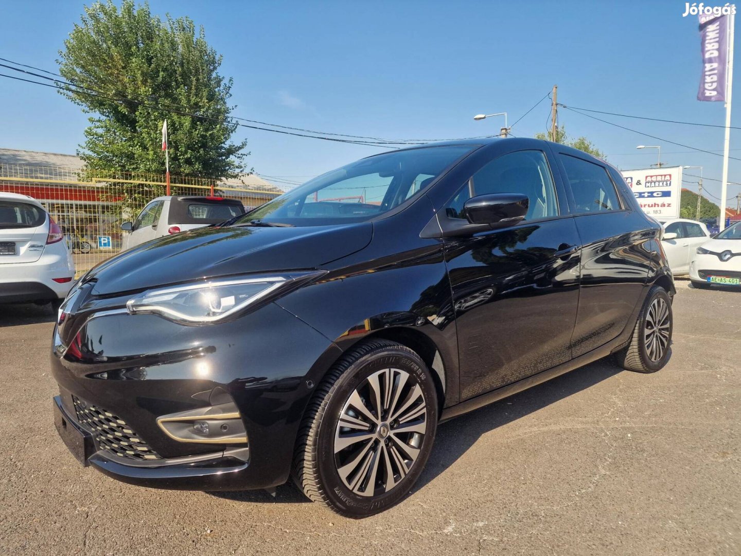 Renault Zoe E-Tech Electric R135 52 kWh Iconic...