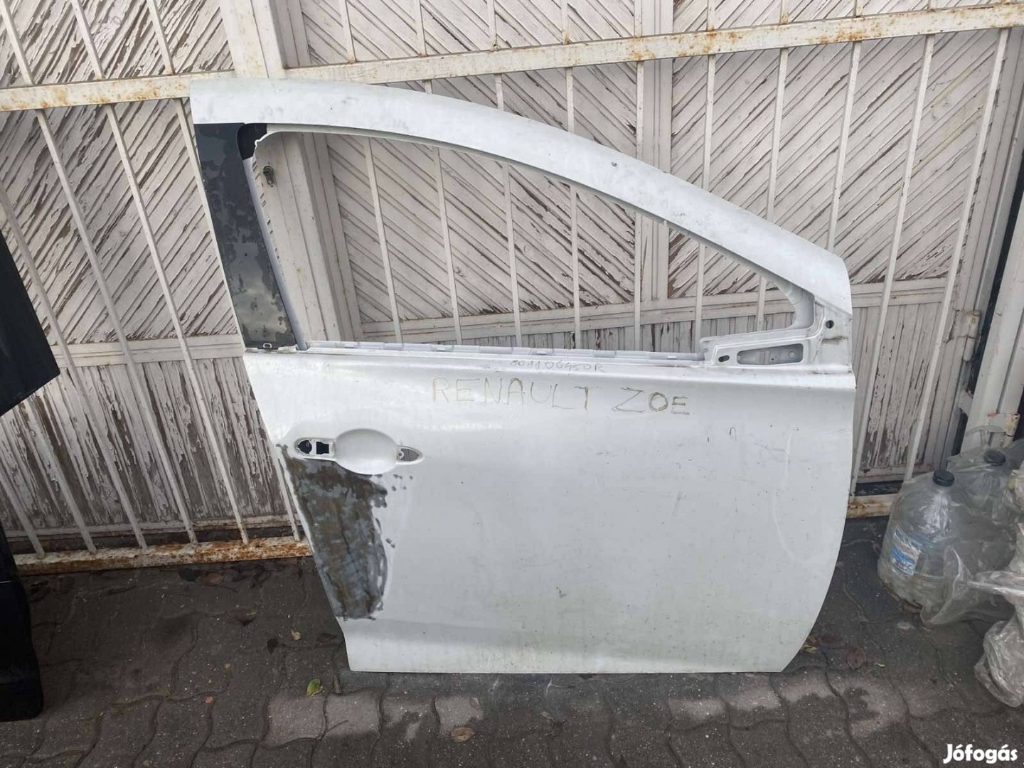 Renault Zoe jobb első bontott ajtó eladó. Cikkszám:801106450R