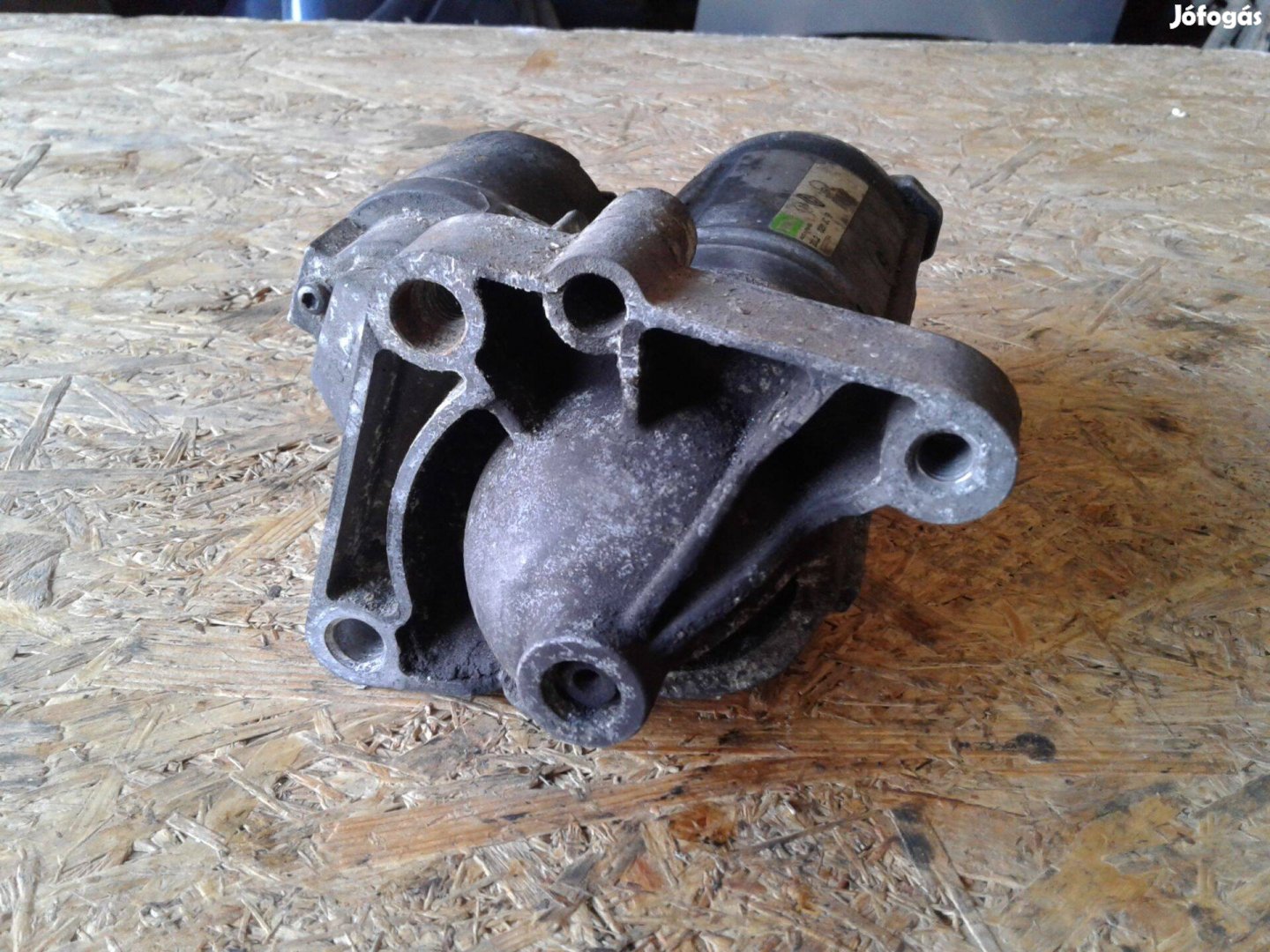 Renault (2.2 dci) öninditó