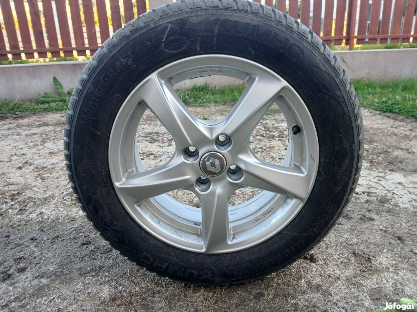 Renault, Dacia, 4 lyukas alufelni 205 60 R16 Kumho téli gumi