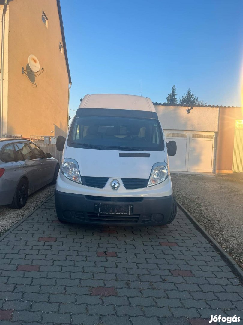 Renault  Trafic 2011 2.0 Dci