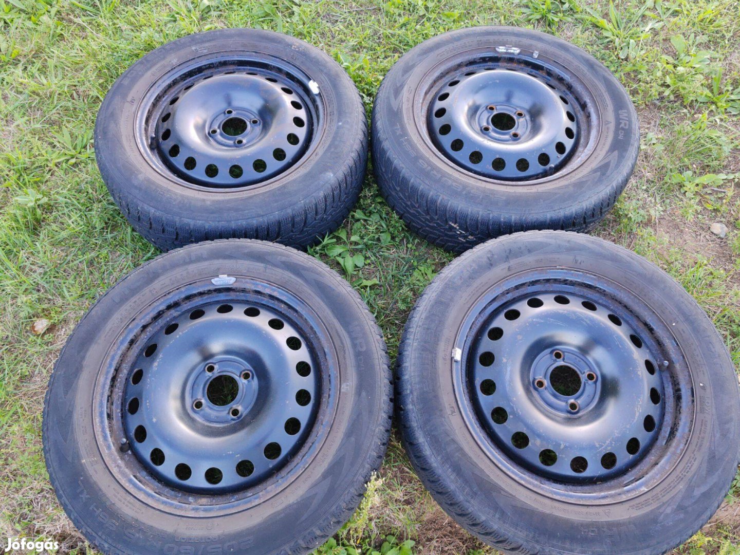 Renault acél felni 16" téli gumival