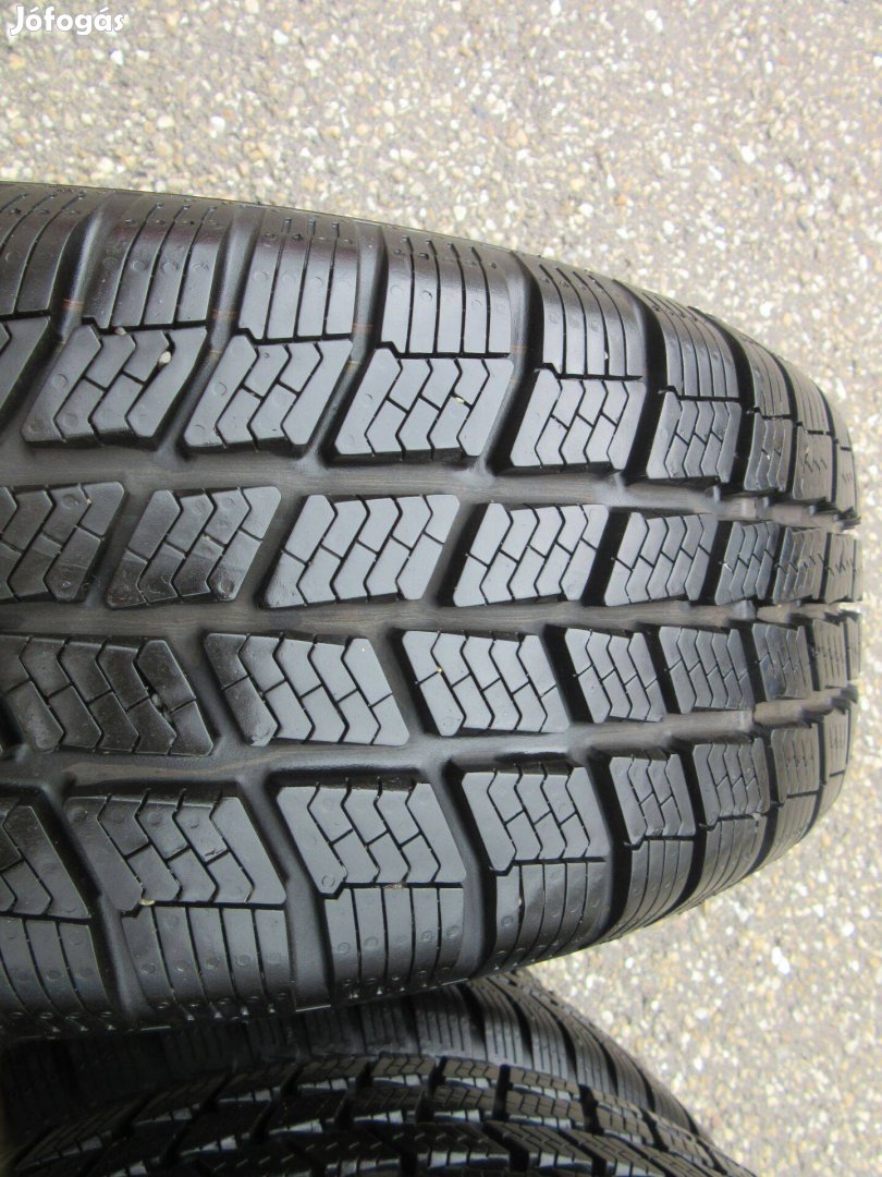 Renault acélfelni  185/65 R 15 Barum téli gumival eladó