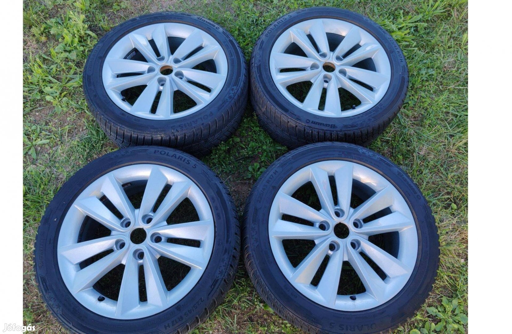 Renault alufelni 5x114.3 17" téli gumival