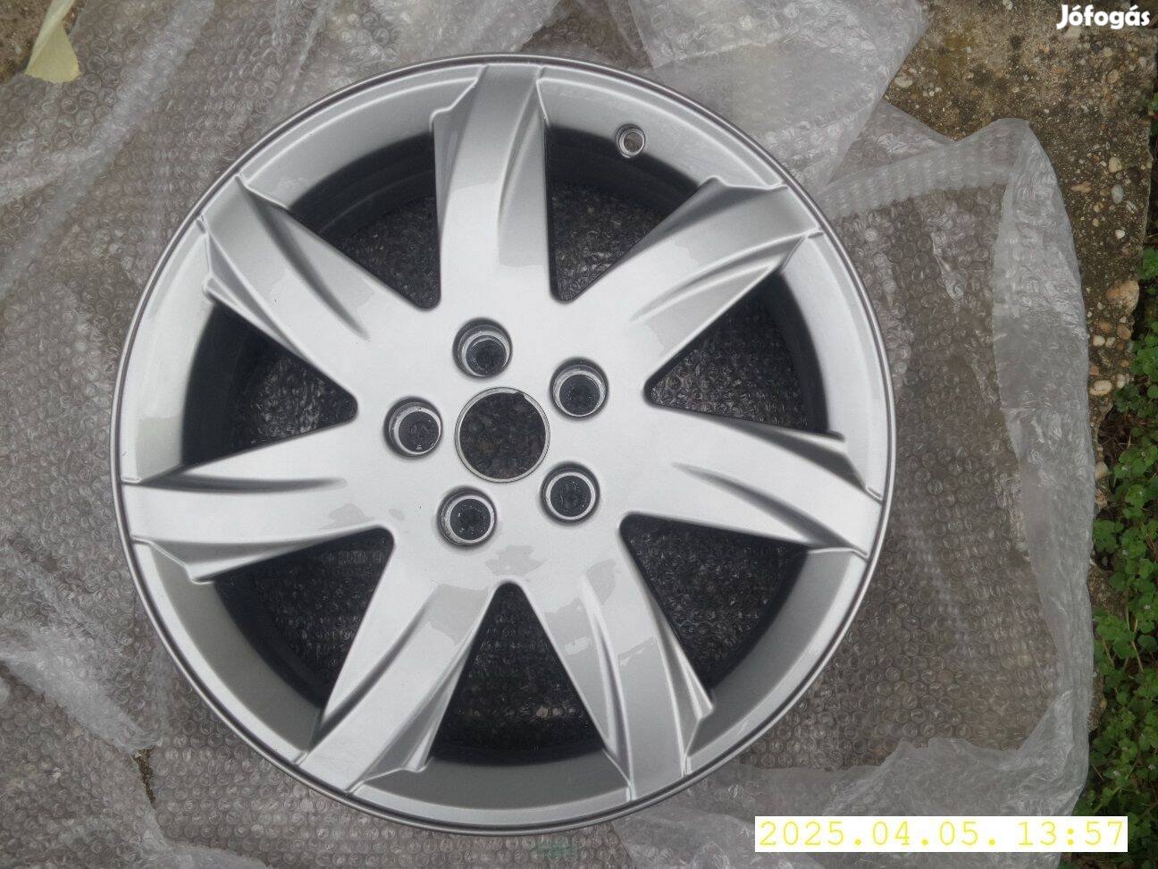 Renault alufelni 'Eptius' 7Jx17 ET50 5x108 D=60,1 mm