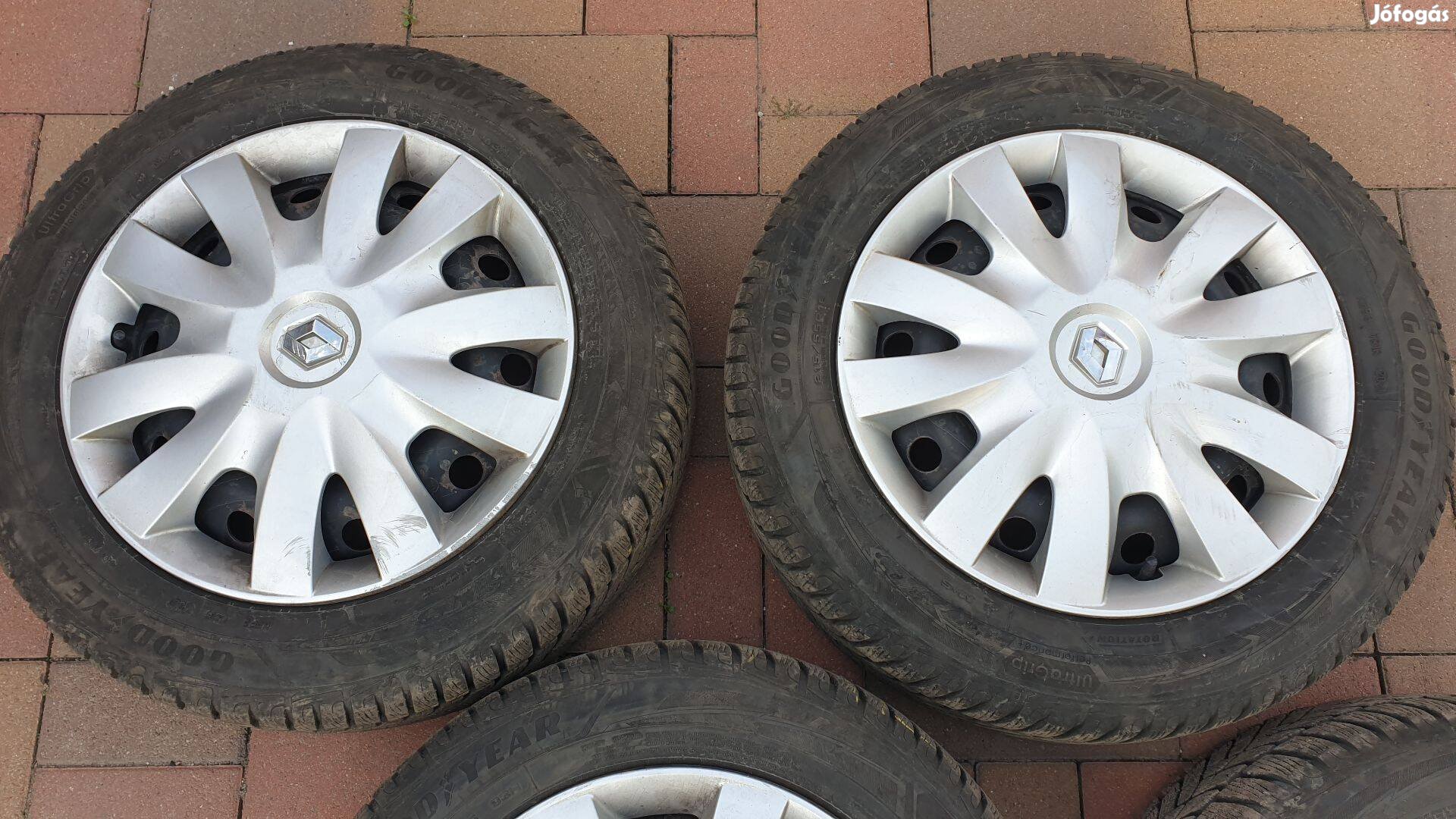 Renault felni dísztárcsa 16 col , megane3 stb