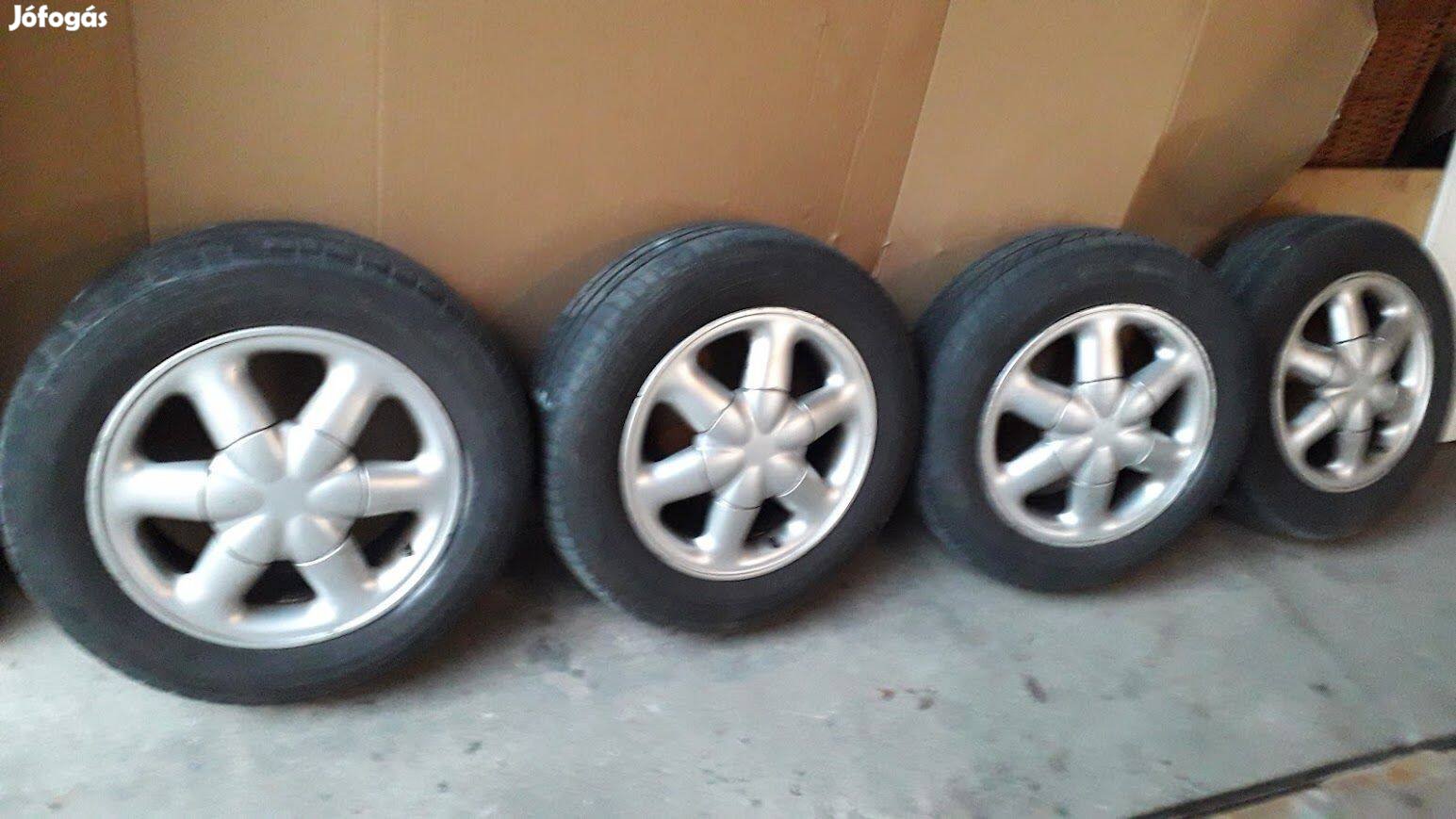 Renault felni gunival