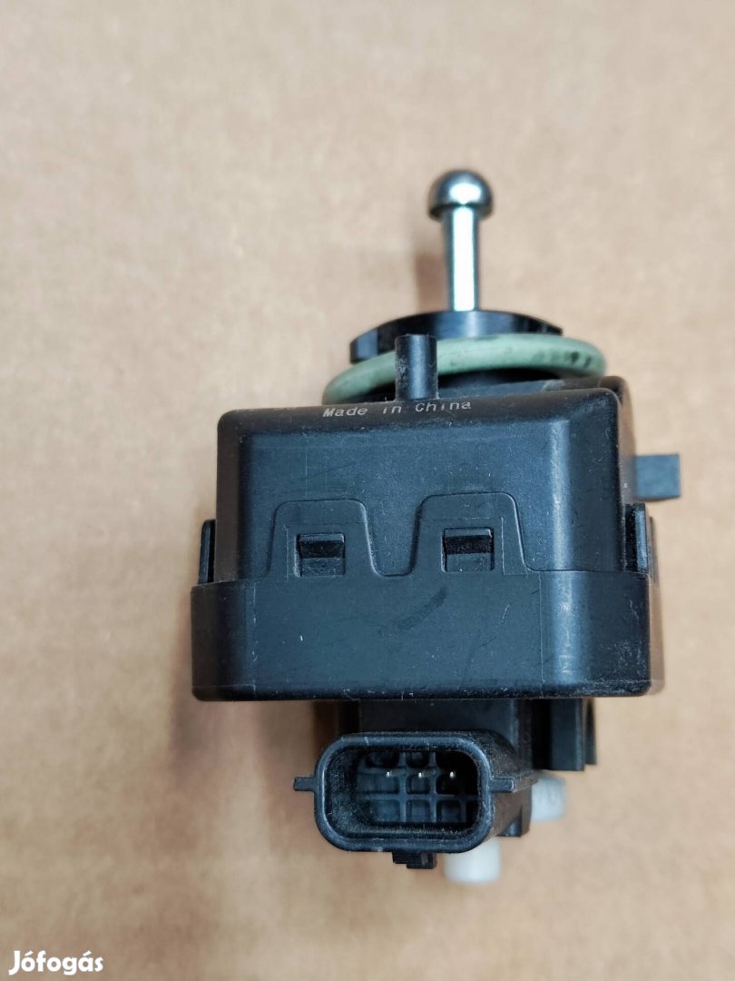 Renault fényszóró magasság állító motor 260562319R