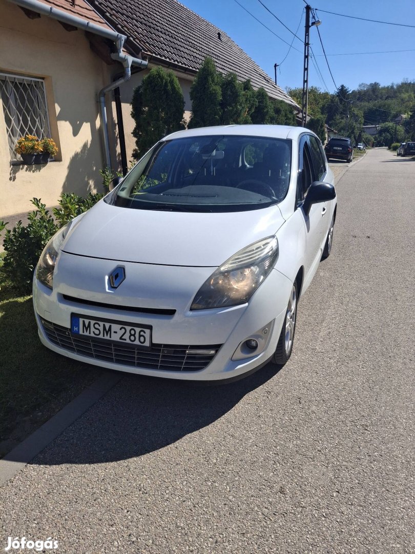 Renault grand scenic 1.6 dci 2011 tulajtól