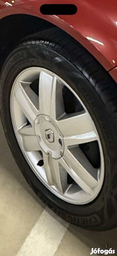 Renault gyári alufelni garnitúra 195-55/R16 nyári gumival 