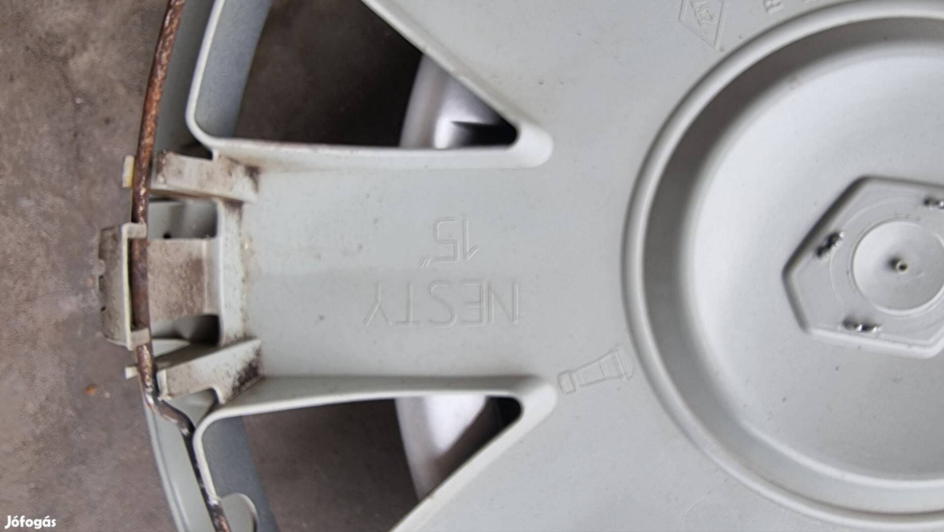 Renault gyári dísztácsa 15" kerékhez