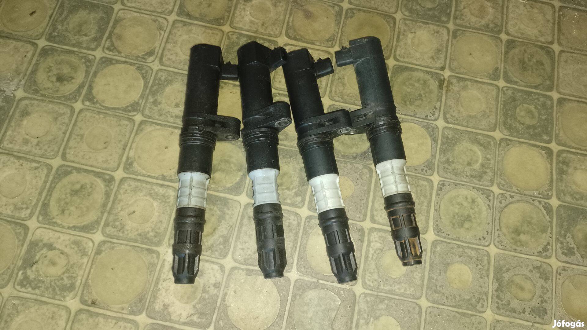 Renault gyújtótrafó 4db 1.4 1.6 1.8 2.0 16v