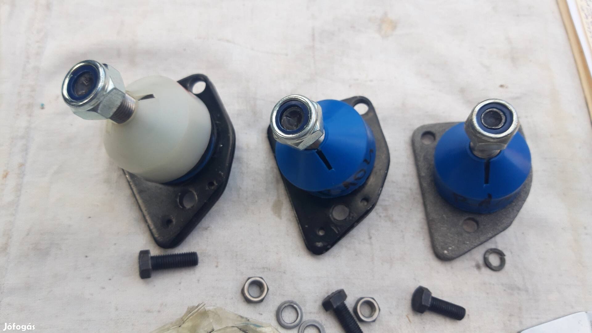 Renault jobb alső trapézgömbfej R4,R5,R6 hoz új 