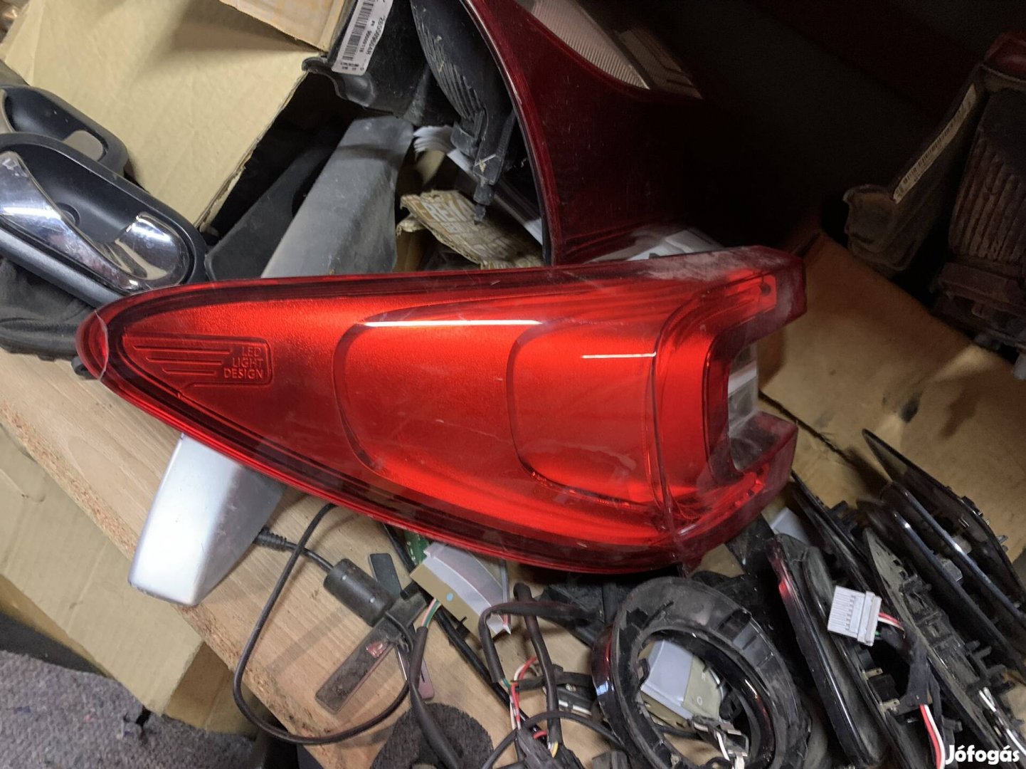 Renault kadjar bal hatsó lampa