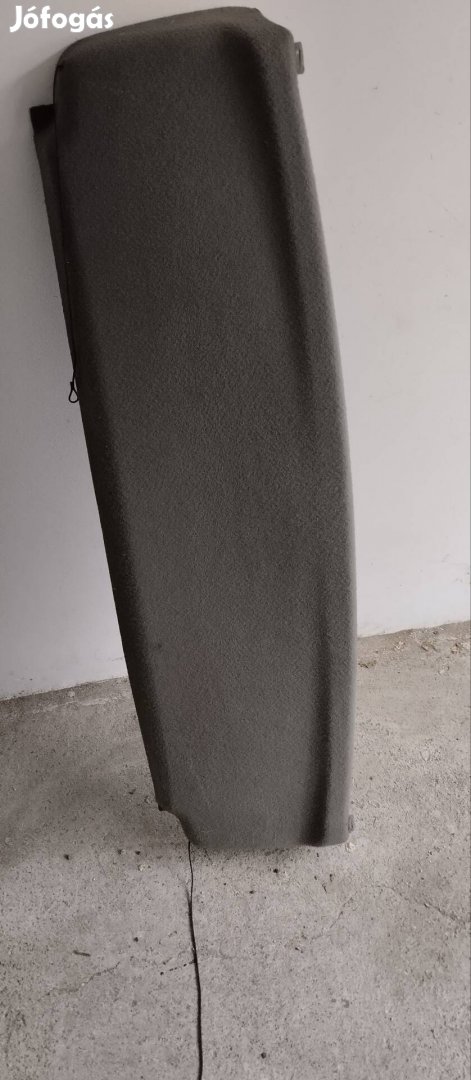 Renault kalaptartó.