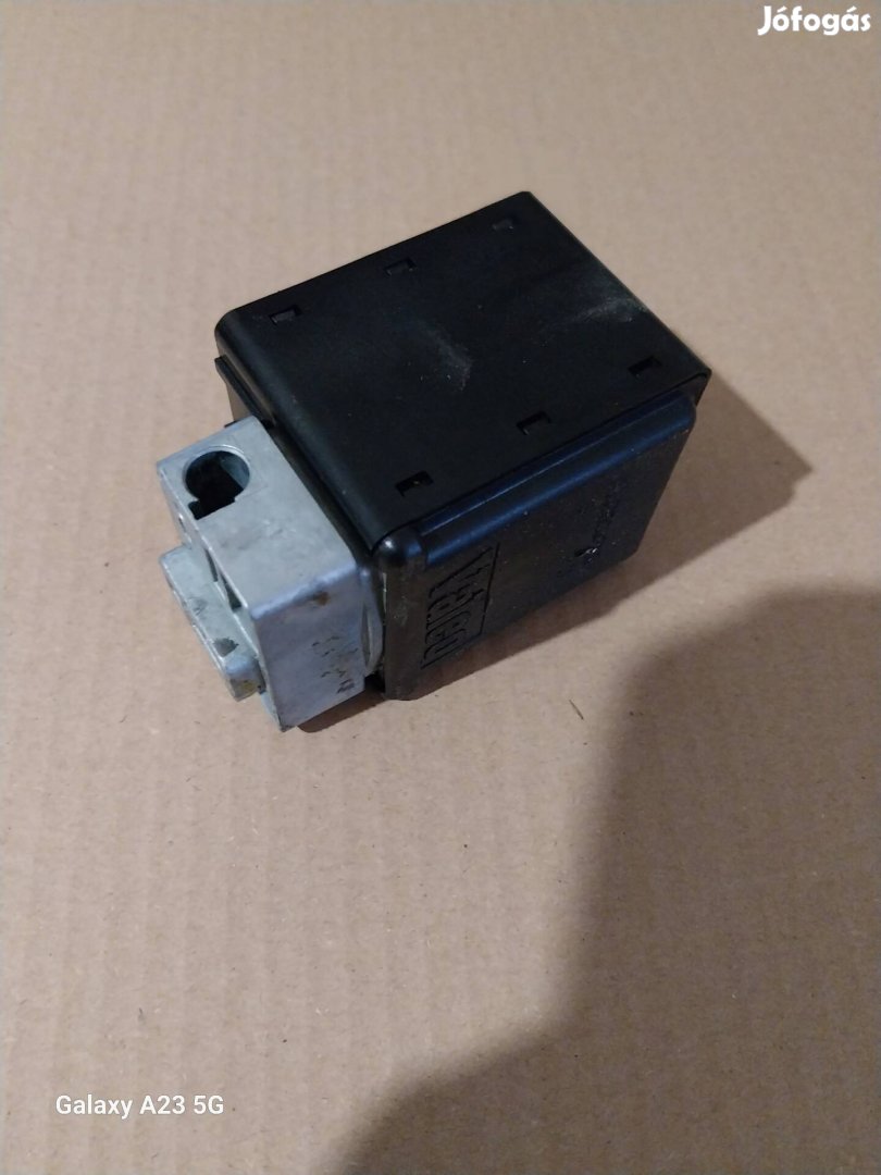 Renault kartyas inditasu szuztelenitett kormanyzar 