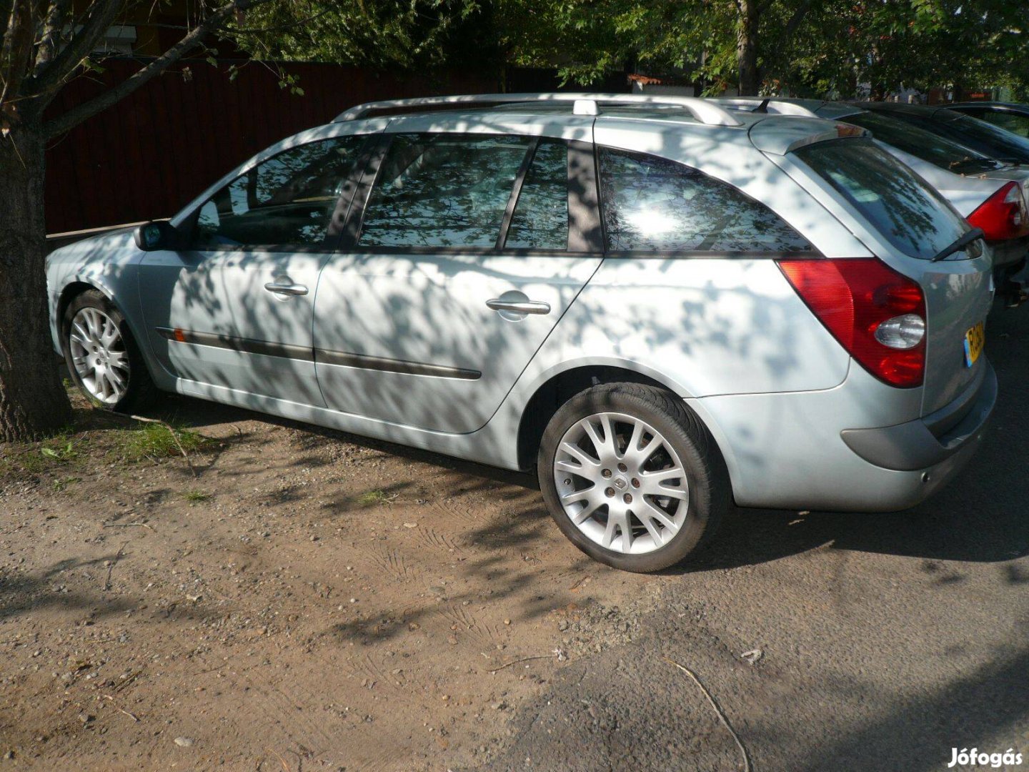 Renault laguna 2002-es bal hátsó ajtó szép hibátlan fényezés