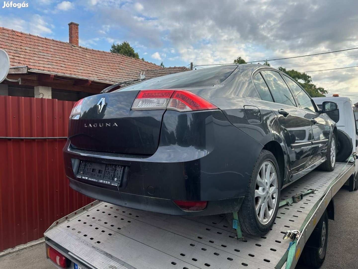 Renault laguna 3 hátsó lökhárító  eladó