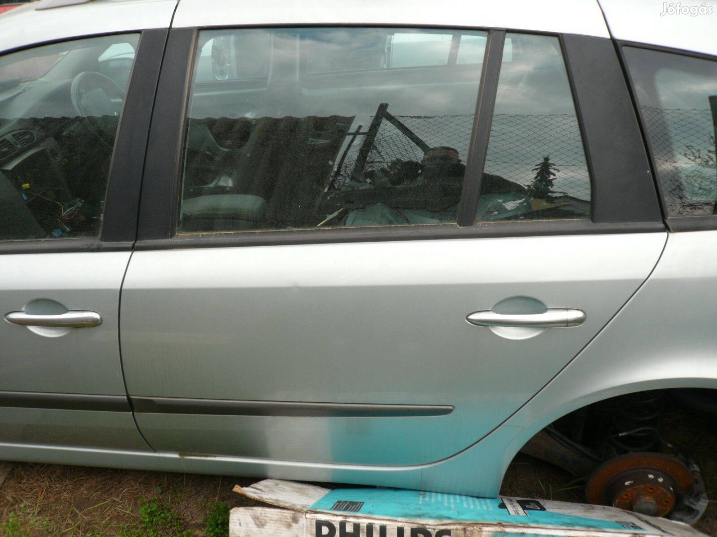 Renault laguna kombi bal hátsó ajtó 2002-es