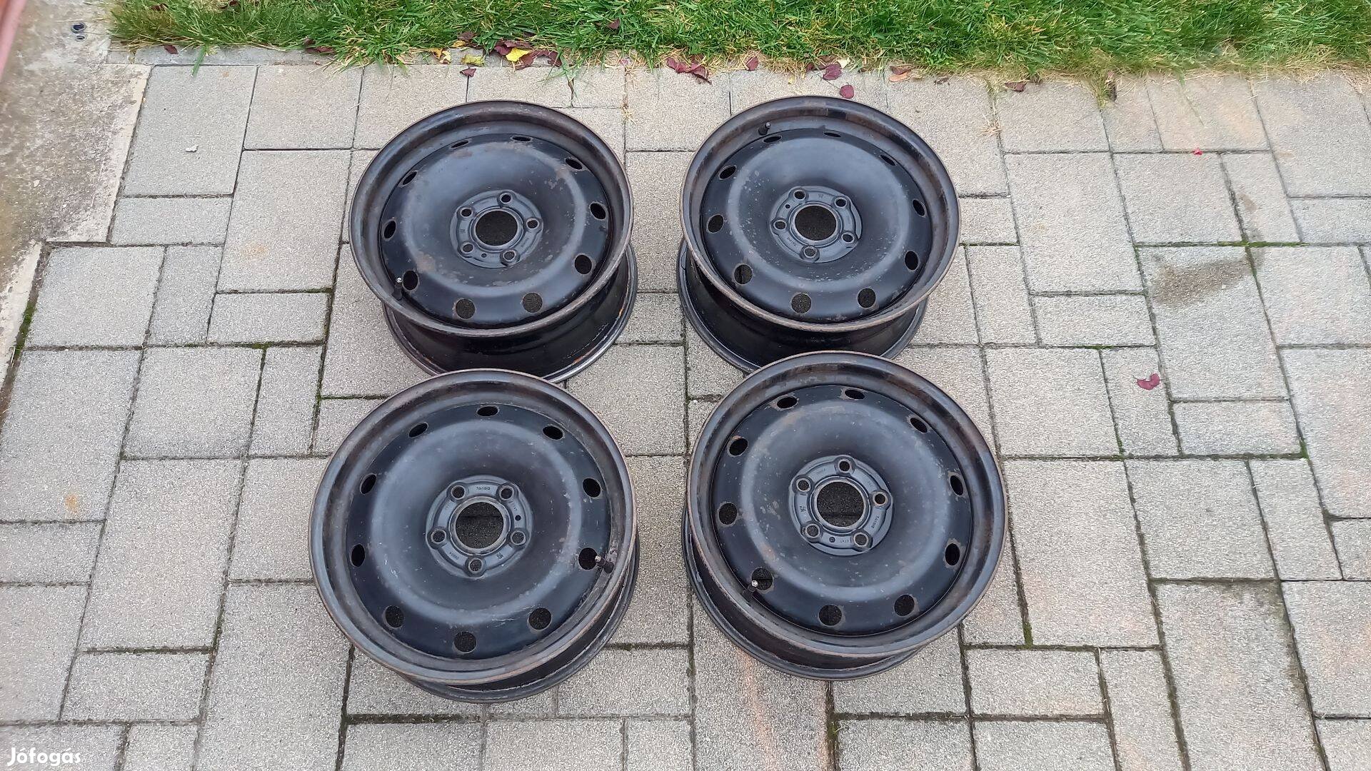 Renault lemezfelni R16 - 7Jx16H2 ET:47 5x114,3