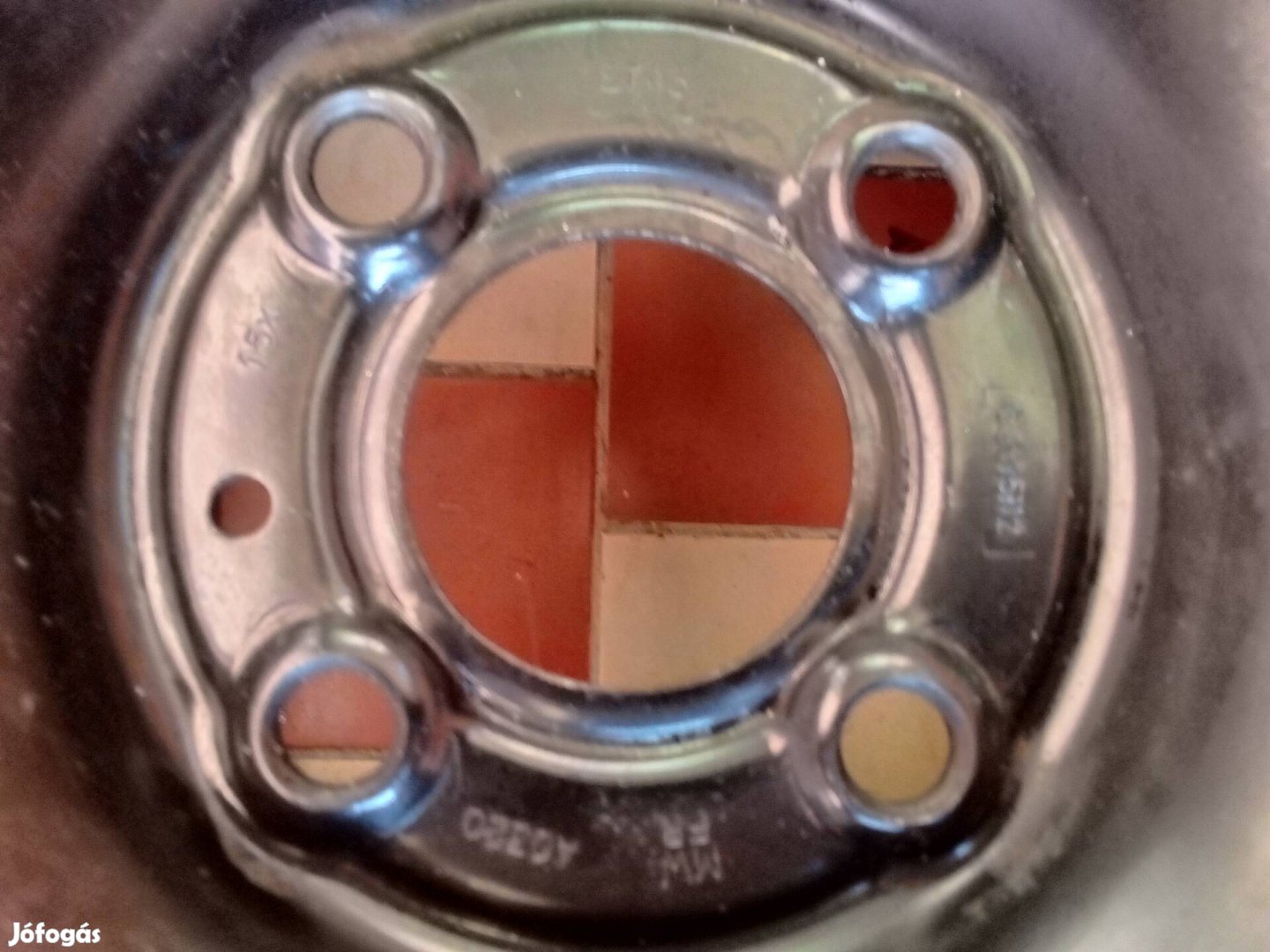 Renault lemezfelni garnitúra 15 "-os méretű 